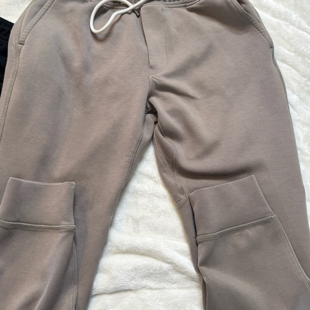 American Eagle Outfitters Mens Black and Tan Joggers - Picture 4 of 8